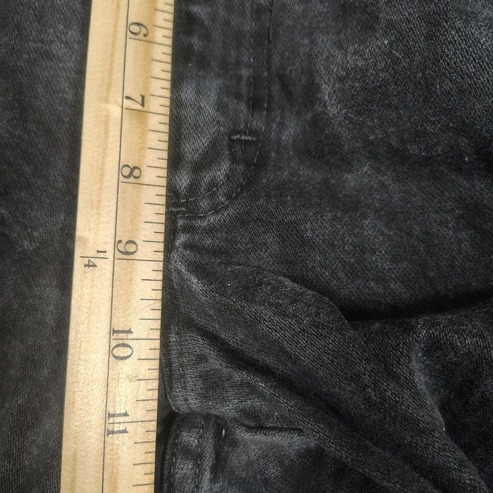 Wrangler Jeans Mens 36x30 Black Straight Leg Faded Denim Cotton 1013MWZWK